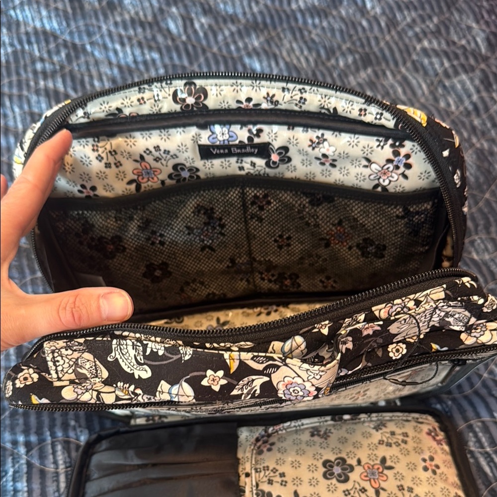 Floral Black and White/ Pastel Makeup Case - Holland Garden - Picture 4 of 12
